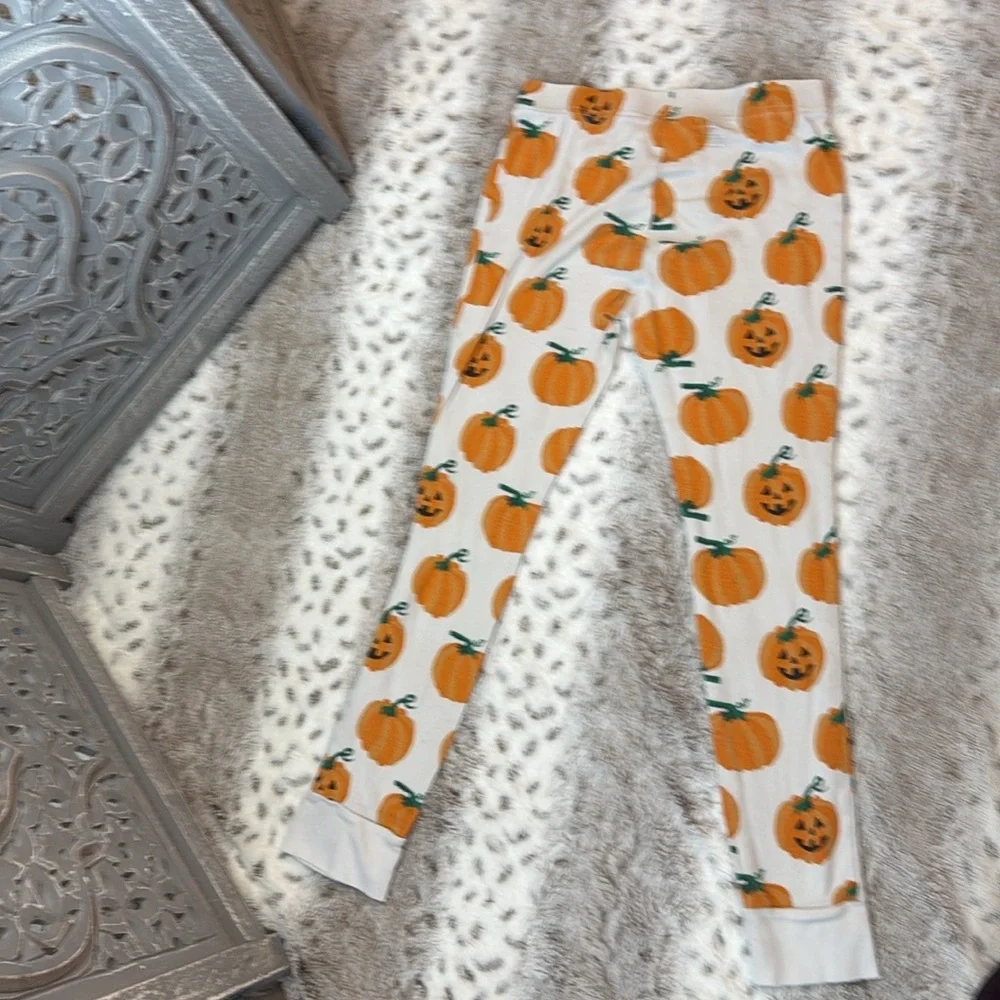 Old Navy long sleeve pajamas kids large pumpkin jack o’lantern halloween fall